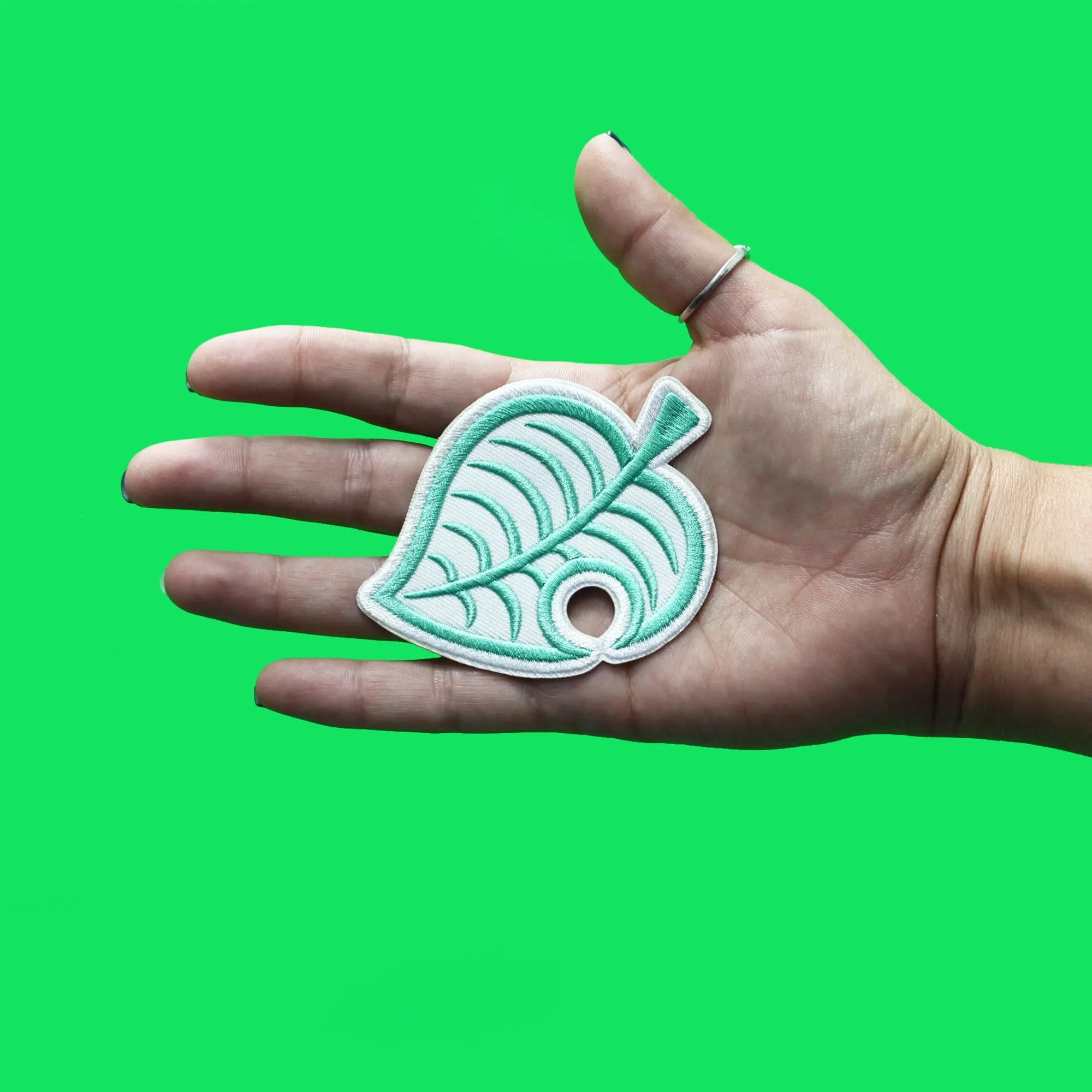 Nintendo Animal Crossing Leaf Patch White Border Game Embroidered Iron On