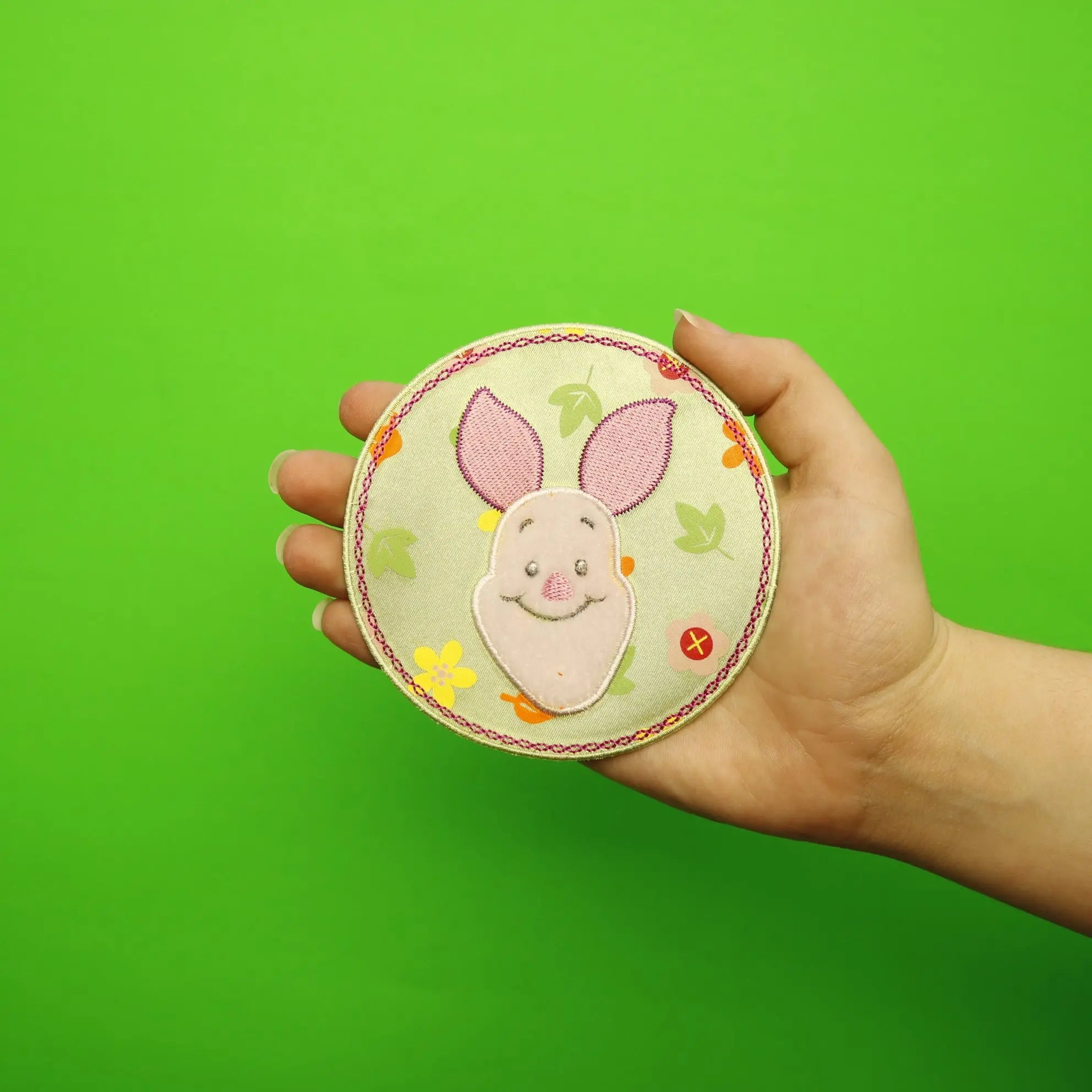 Disney Piglet Head In Flower Circle Embroidered Applique Iron On Patch