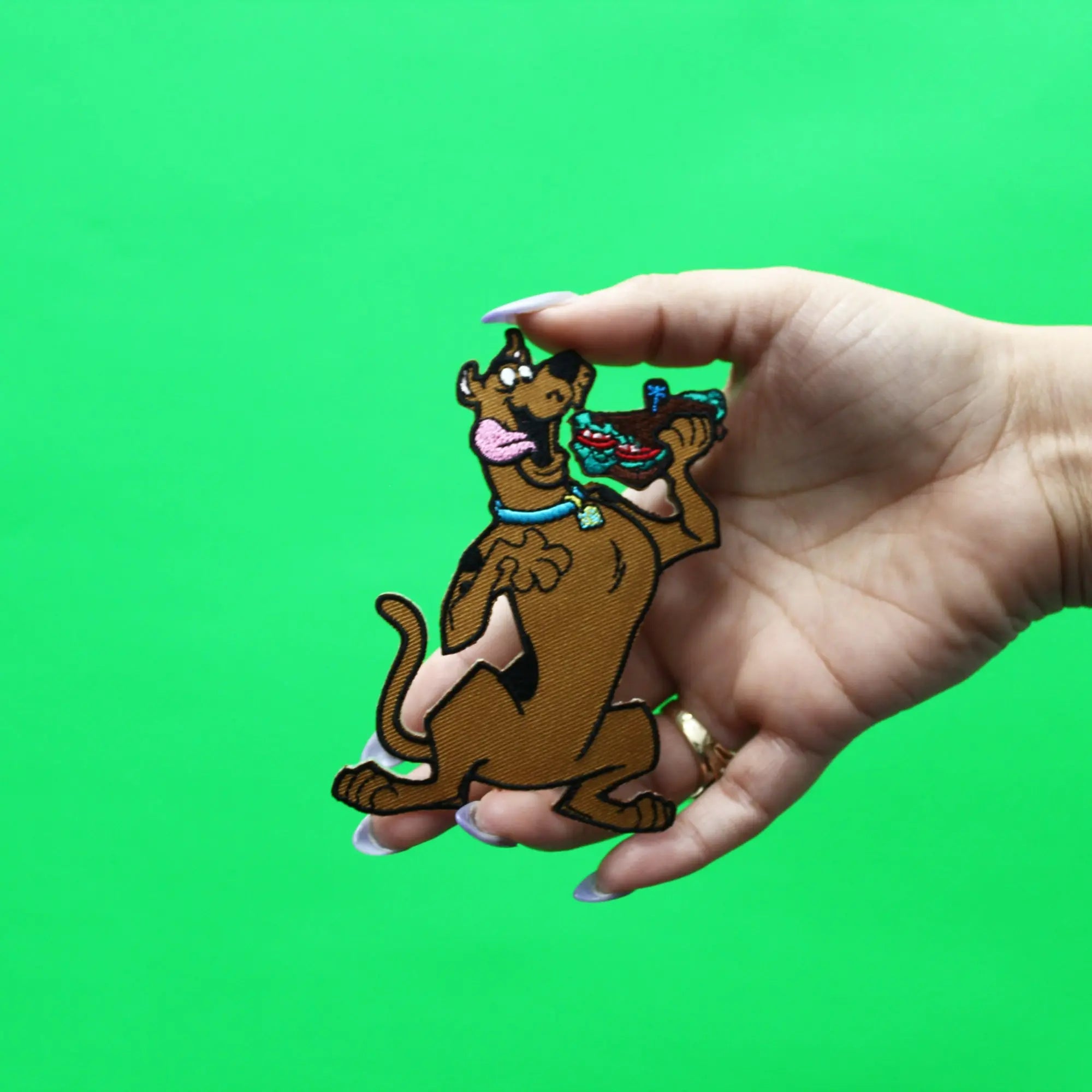 Official Scooby-Doo! Patch Scooby With Sandwich Embroidered Iron On
