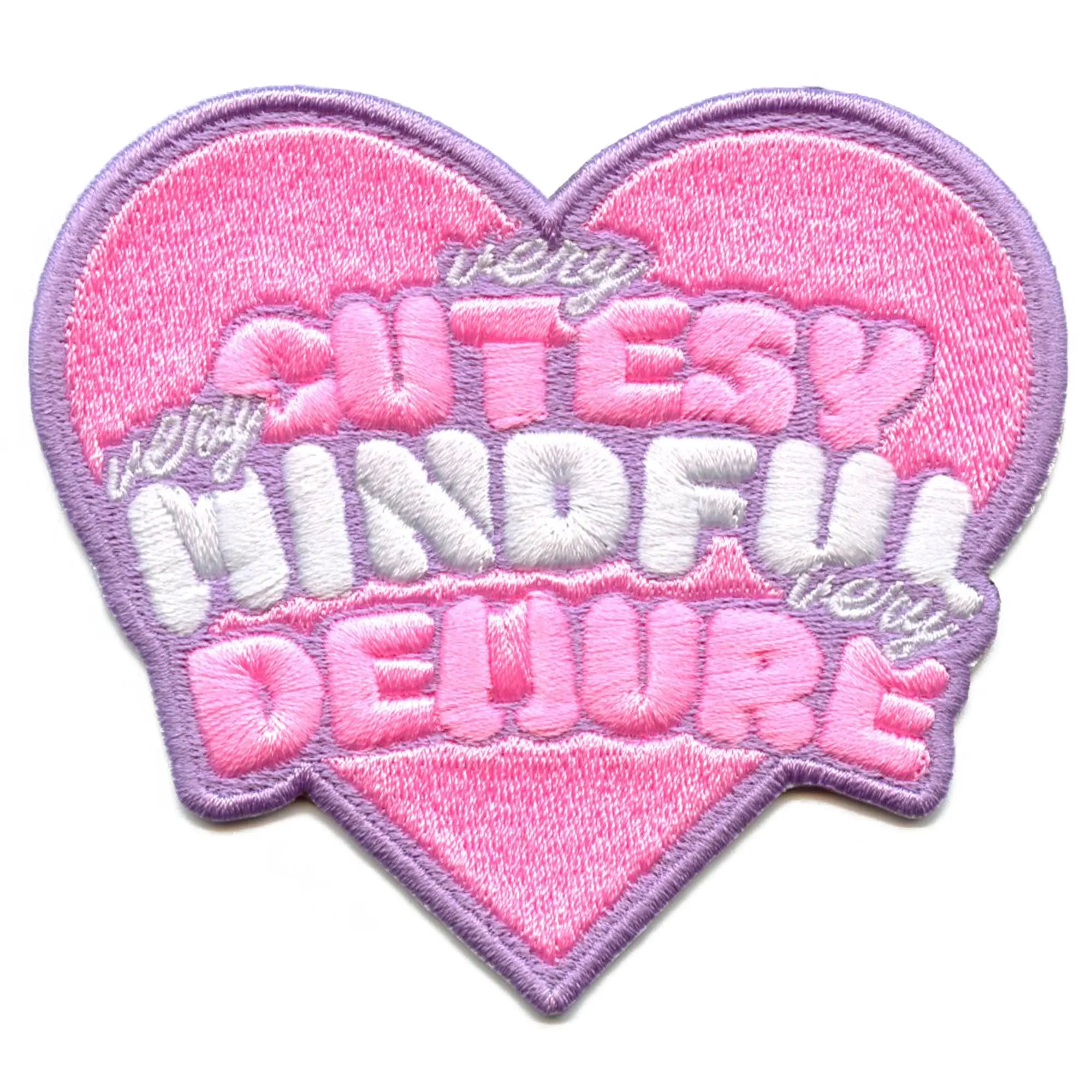 Patch mignon et coquet en forme de cœur très attentif et discret brodé à repasser